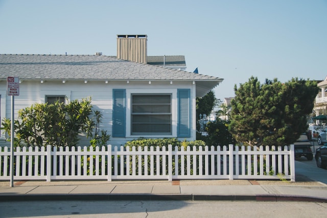 Professional fence installation